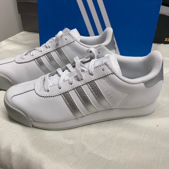 Women’s adidas Samoa aq7912 - Picture 1 of 5